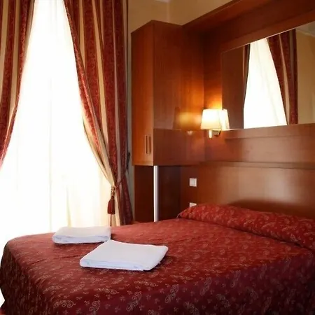 Πανσιόν Termini *