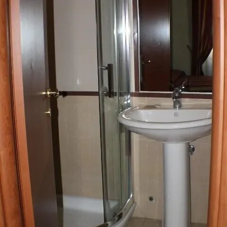 Termini Πανσιόν *