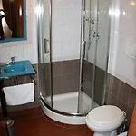 بيت ضيافة Termini *
